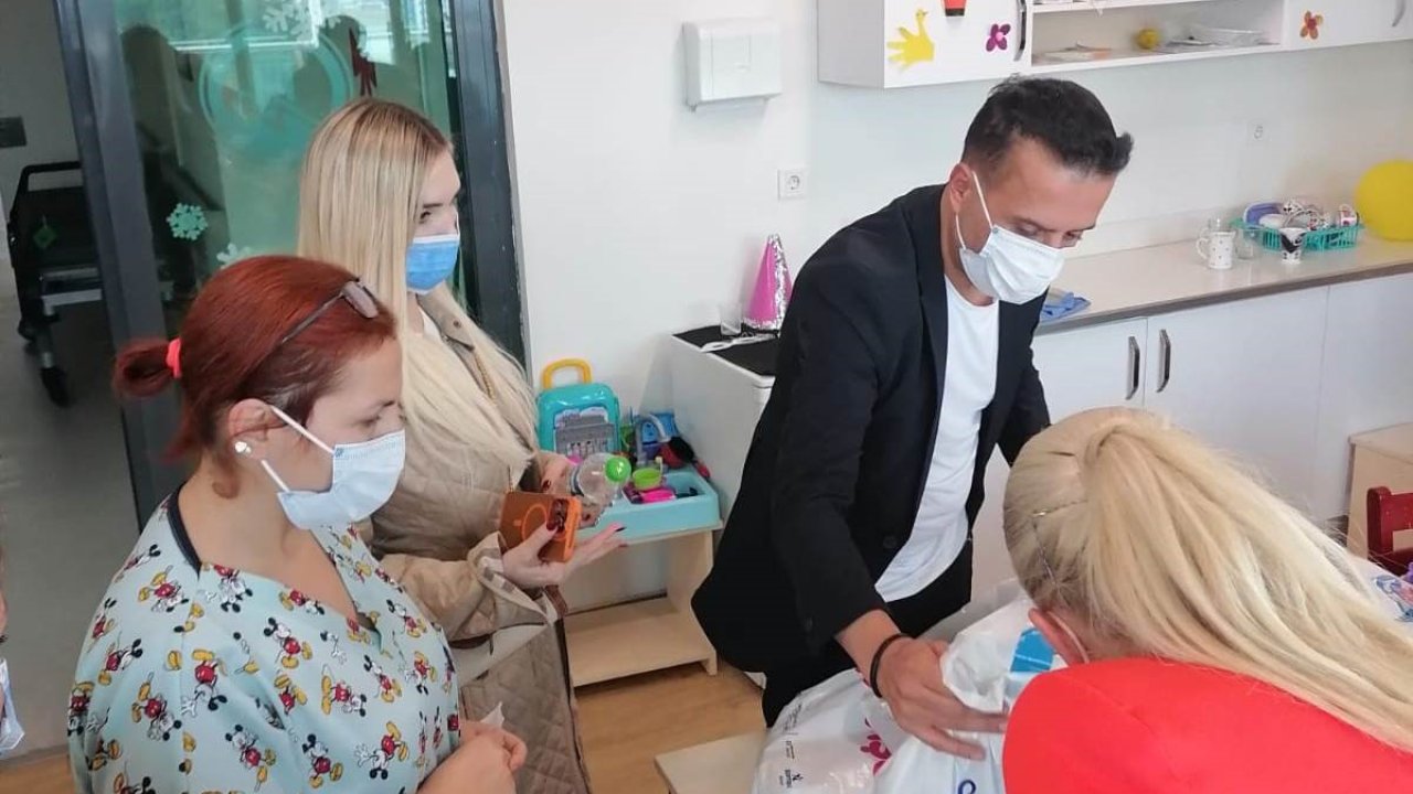 Mersin GİAD üyeleri onkoloji hastası çocuklarla bir araya geldi