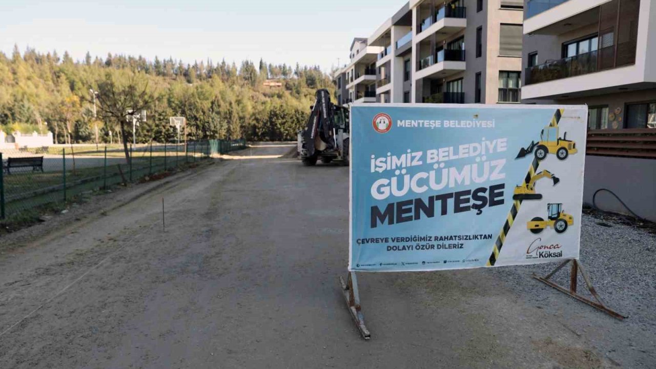 Menteşe’de yol yapım çalışmaları sürüyor