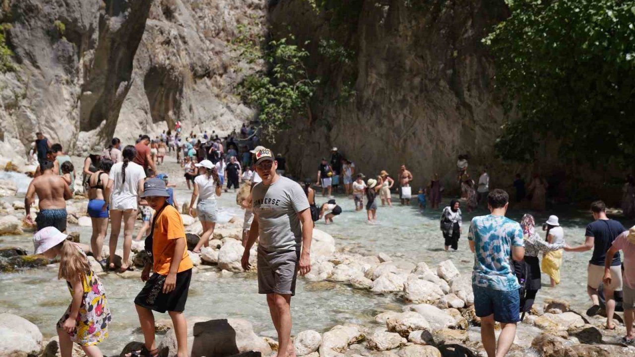 Saklıkent Kanyonu’nu 590 bin kişi ziyaret etti