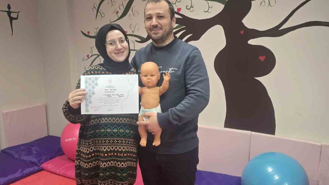 Düzce’de gebe okulunda ilk eşli eğitim yapıldı