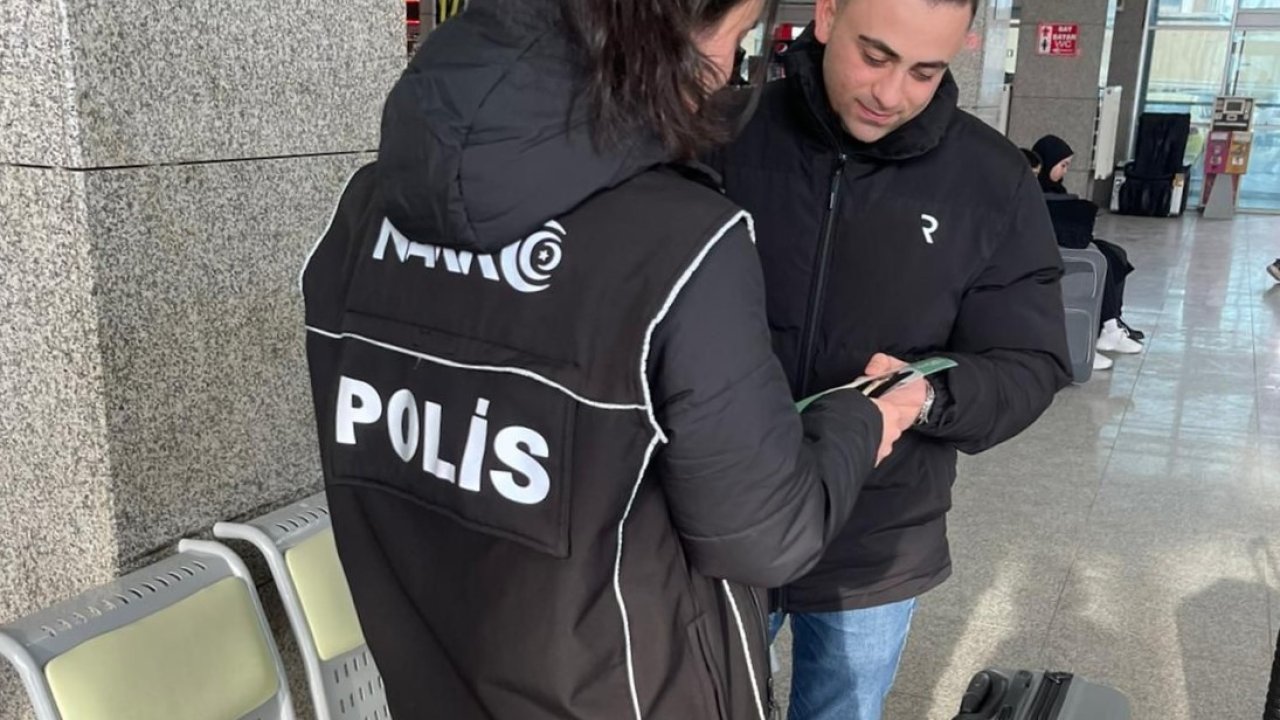 Bayburt’ta vatandaşlara ’Metamfetamin Fotoblok’ eğitimleri verildi