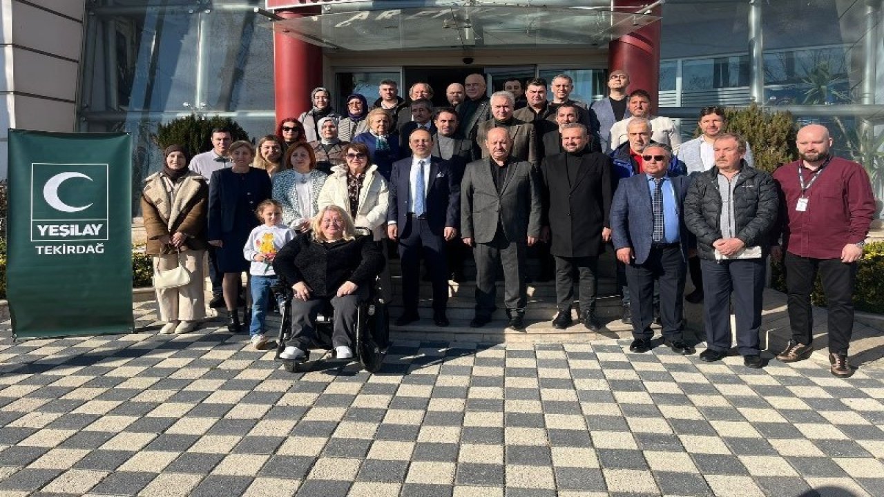 Yeşilay’da başkan güven tazeledi
