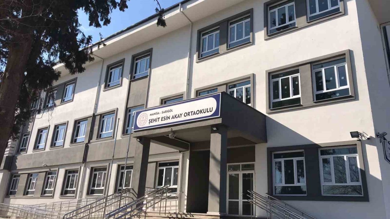 Sarıgöl’deki iki okulun açılışı gecikecek