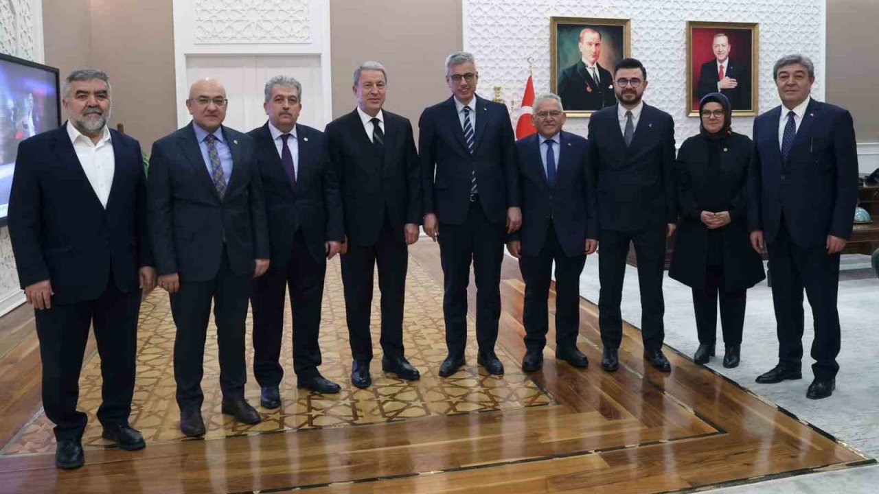 AK Parti heyetinden, Sağlık Bakanı Memişğlu’na ziyaret