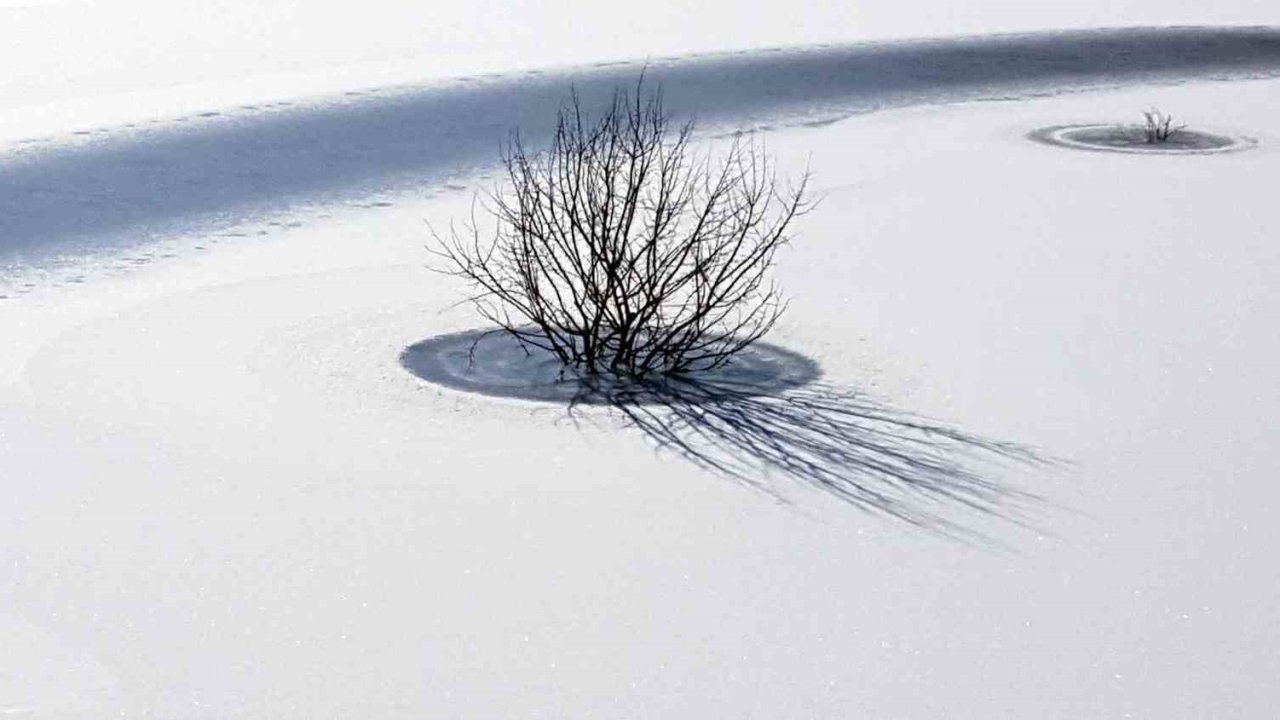 Bayburt’ta soğuk hava etkisini sürdürüyor