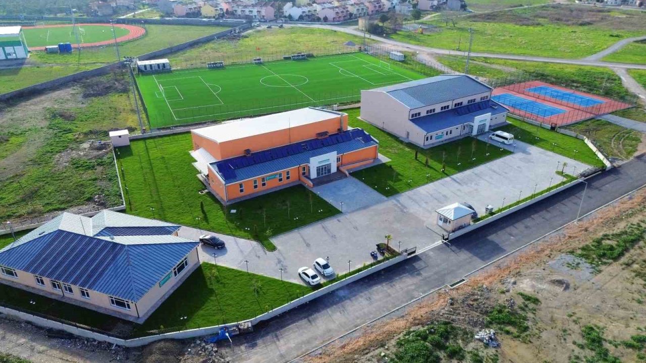 İznik’in spor kompleksi faaliyetlerine başlıyor