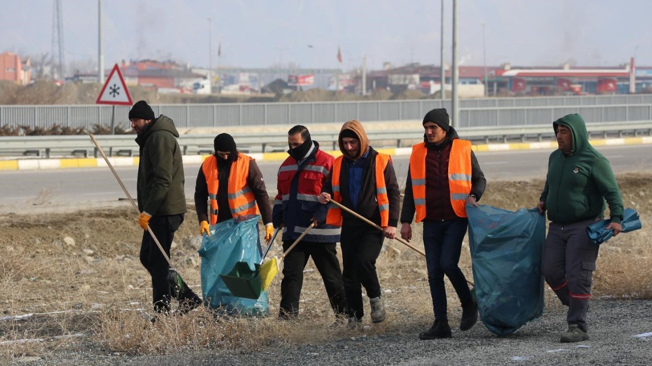 Erzincan genelinde temizlik çalışmaları sürdürülüyor