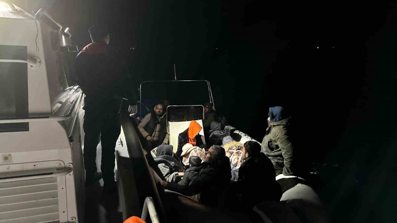 Aydın’da 19 düzensiz göçmen kurtarıldı