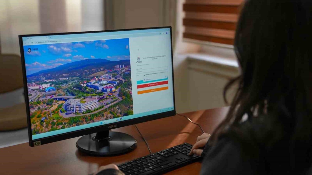 KBÜ’nün lisansüstü eğitimdeki dijital devrimi ’LEOS’ kullanıma sunuldu