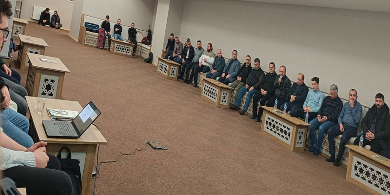 Kars’ta “Türk-İslam Tarihinde Ani” Konulu Söyleşi Gerçekleştirildi