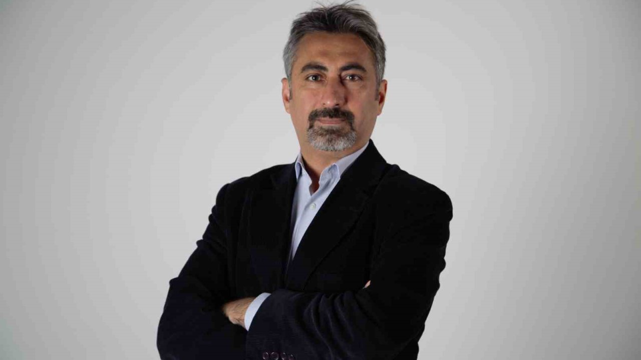 Prof. Dr. Akgündüz: "Öğretmenlere uygulamalı eğitim verilmeli"