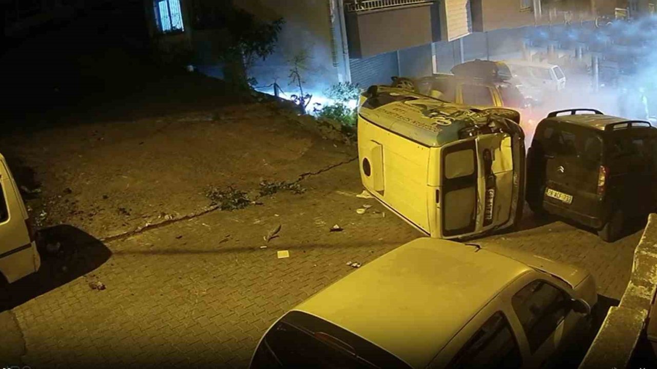 Kaza anı güvenlik kameralarına yansıdı
