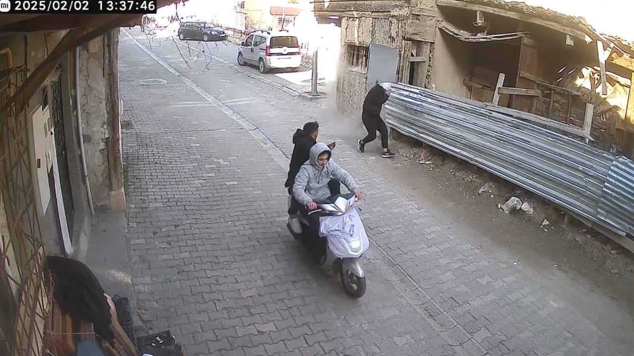 Tokat’ta pompalı tüfekle saldırıp motosikletle kaçtılar