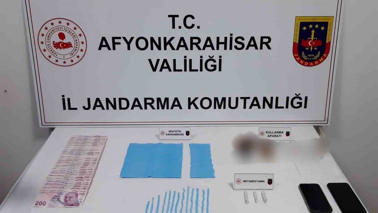 Jandarmadan uyuşturucu operasyonu: 5 gözaltı