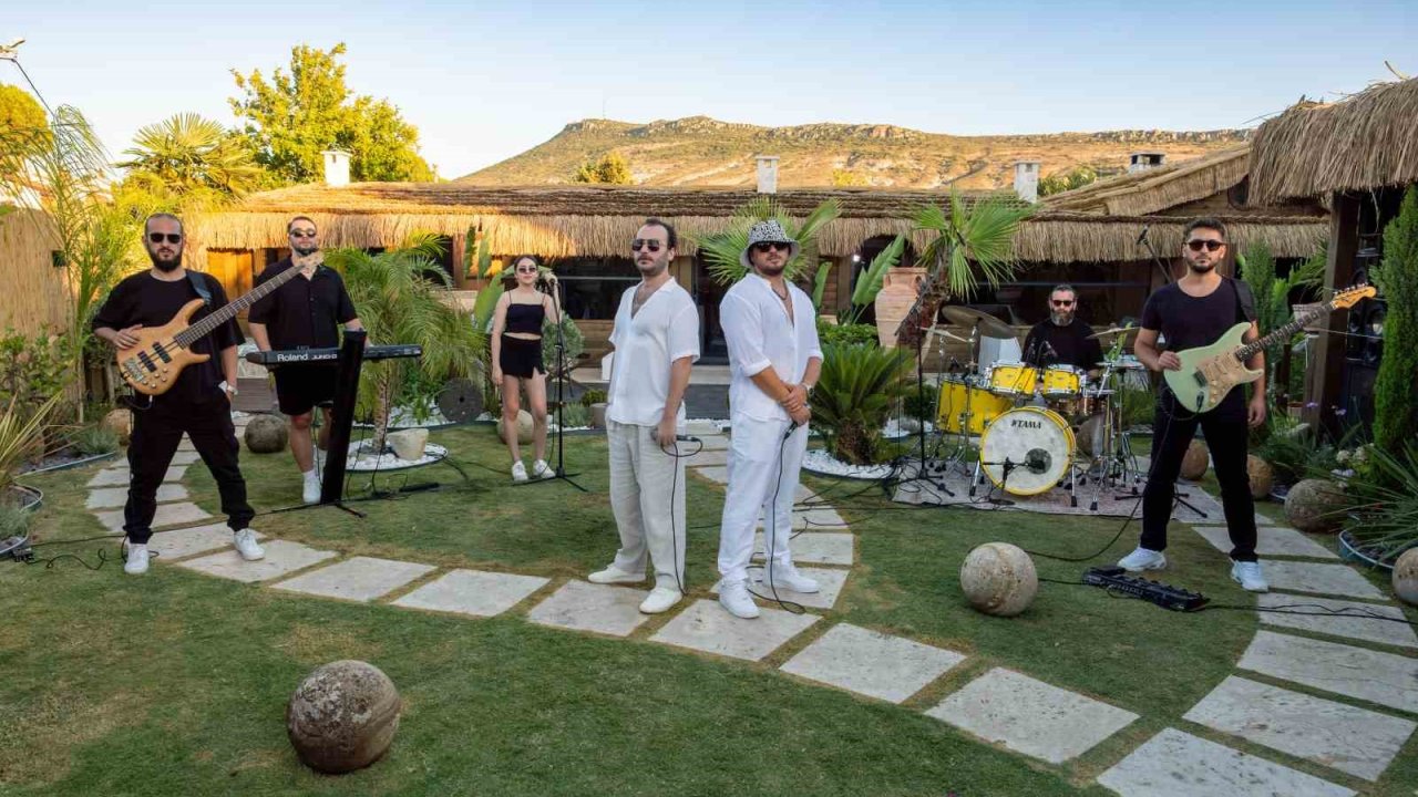 2024 yılında en çok dinlenen şarkı ve albümlerin listesi açıklandı