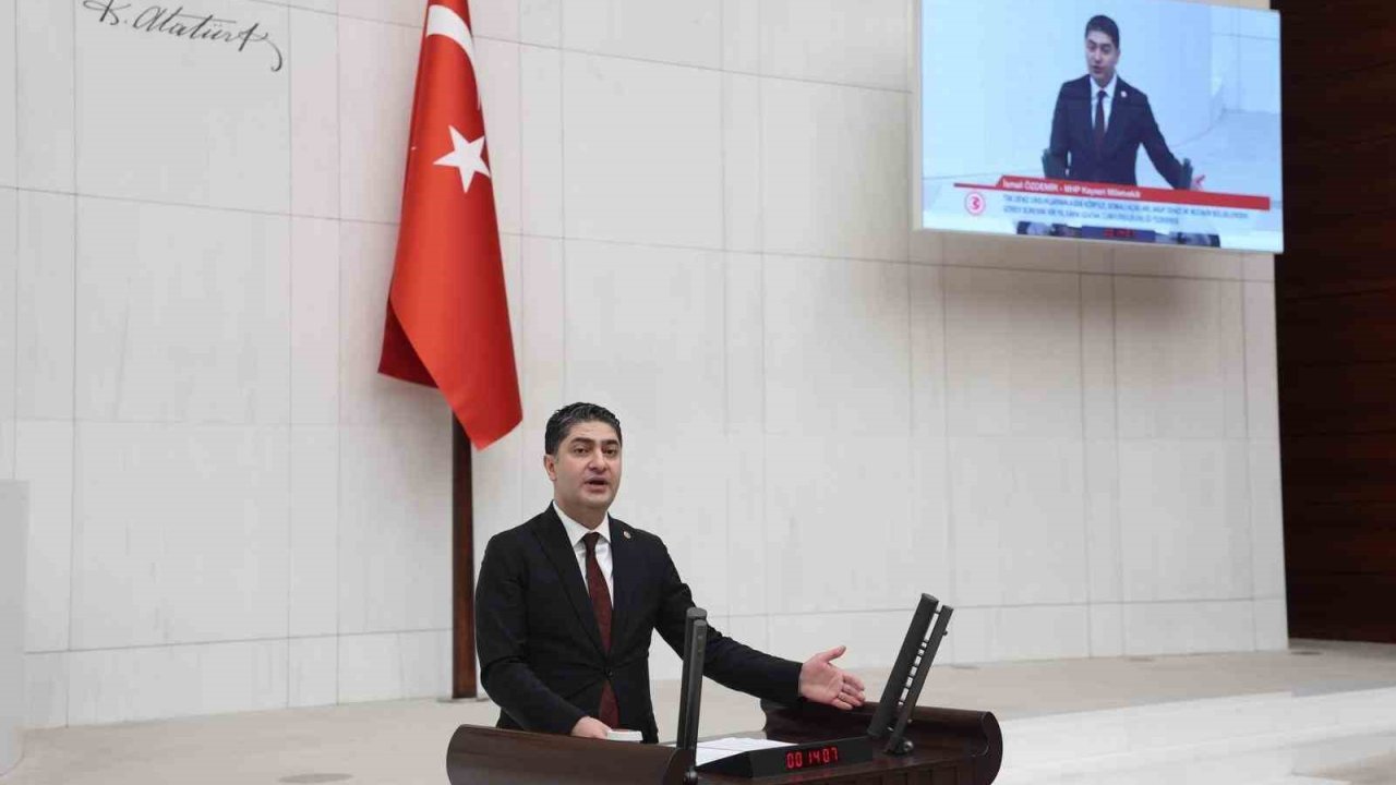 MHP’li Özdemir: "Somali askeri anlamda Türkiye’den edindiği tecrübeyle terörle mücadelede önemli mesafe katetmiştir"