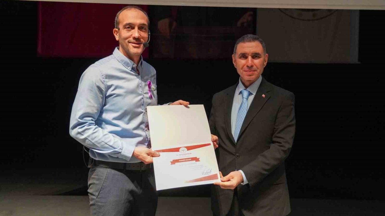 Bilecik’te ‘Ürolojik Kanserler’ konferansı düzenlendi