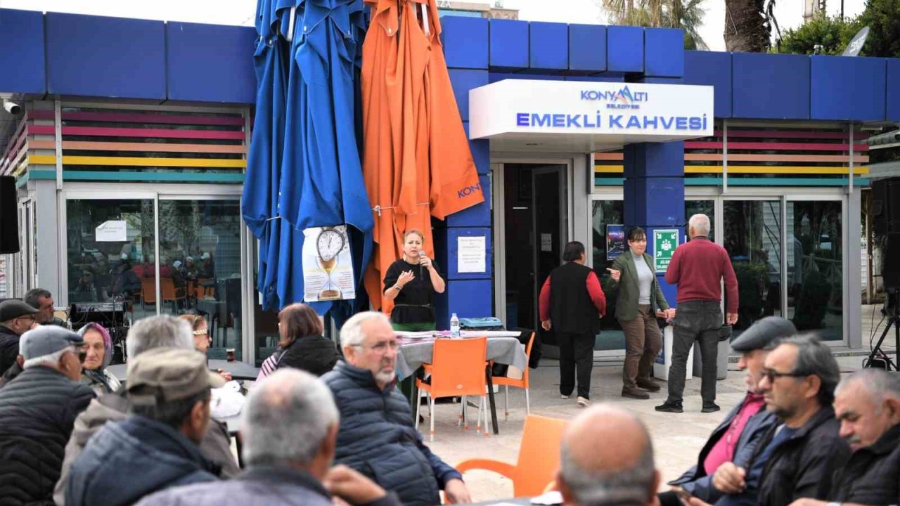 Emekli kahvelerinde kanser günü farkındalık programı