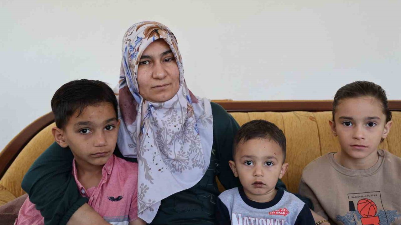 Asrın felaketinden 40 günlük bebeği ile kurtulan kadın yaşadıklarını anlattı