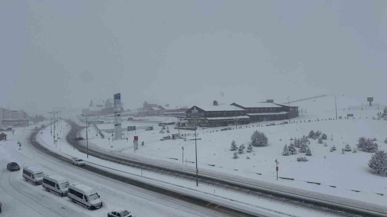Erciyes’te kar kalınlığı 80 santimi buldu