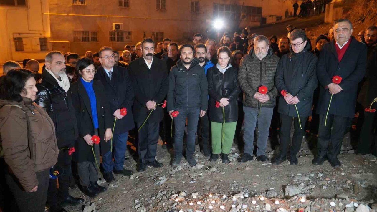 Diyarbakır’da 6 Şubat depremlerinde hayatını kaybedenler anıldı