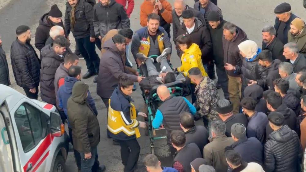 Kars'ta bıçaklı kavga: 1 yaralı