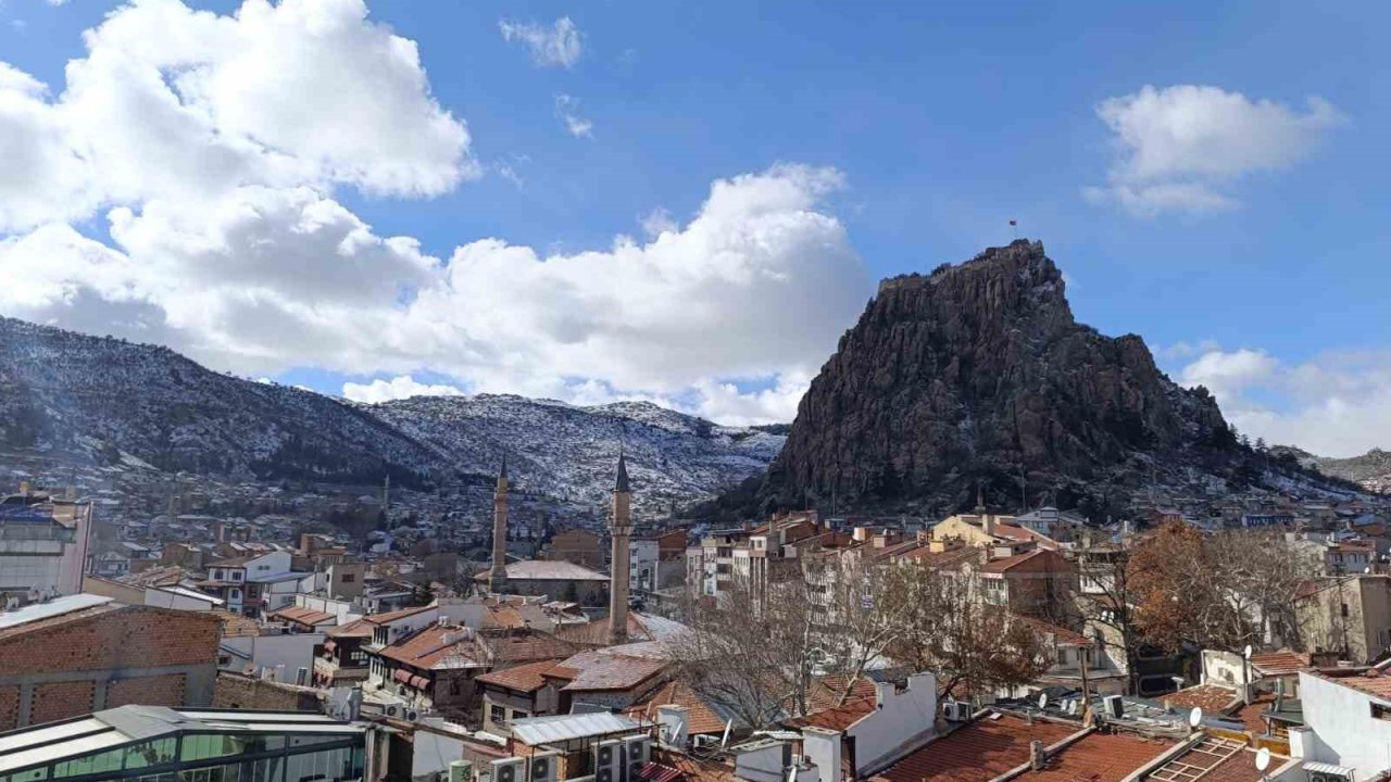 Afyonkarahisar’ın nüfusu 750 bin 193 oldu