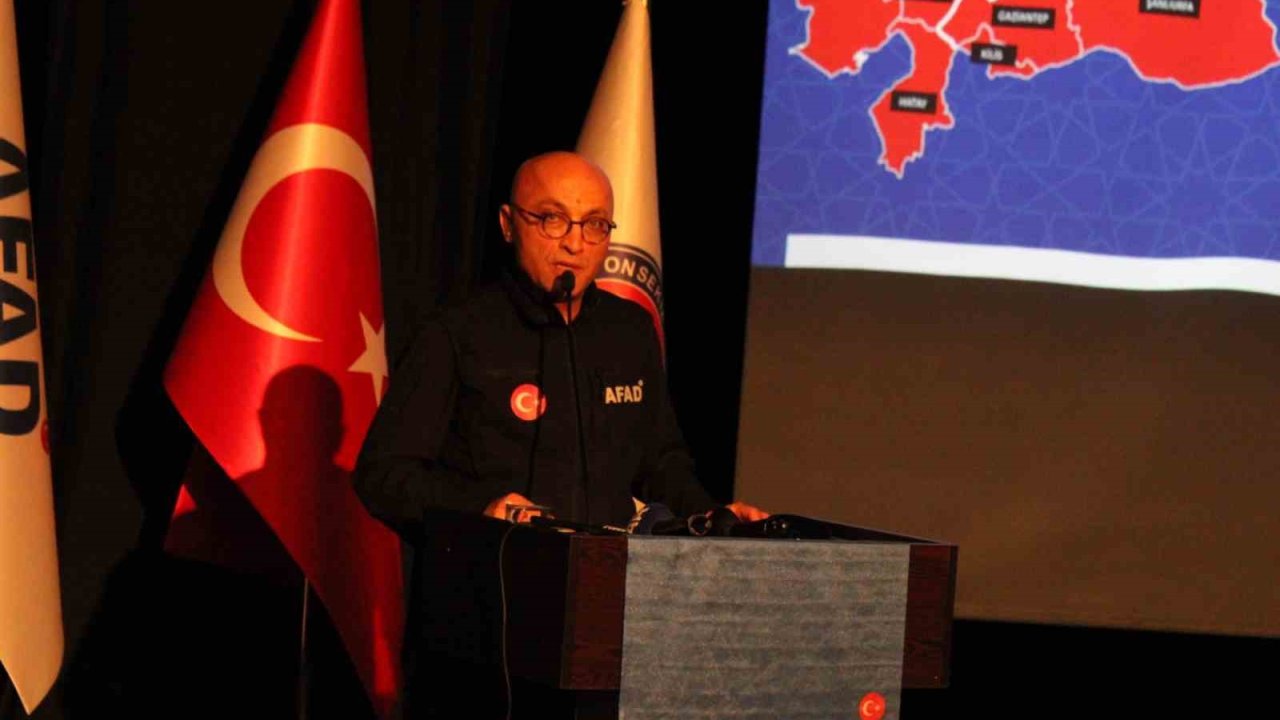 Çanakkale AFAD İl Müdürü Artun: "Afet coğrafyasıyız, bunlarla beraber yaşamayı öğrenmeliyiz"