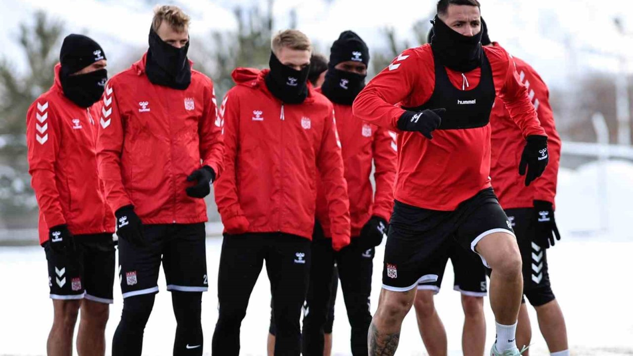 Sivasspor, Beşiktaş maçının hazırlıklarını sürdürüyor