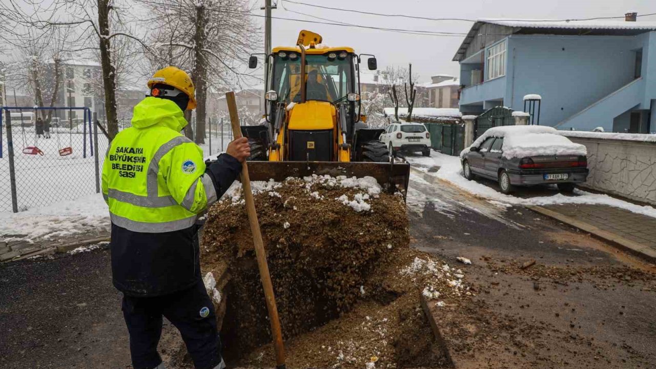 SASKİ, altyapı hatlarının hava şartlarından etkilenmemesi için sahada