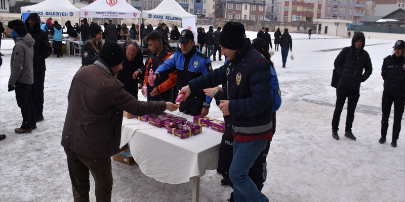 Kars'ta 6 Şubat Depreminde Hayatını Kaybedenler İçin Mevlid Programı Düzenlendi