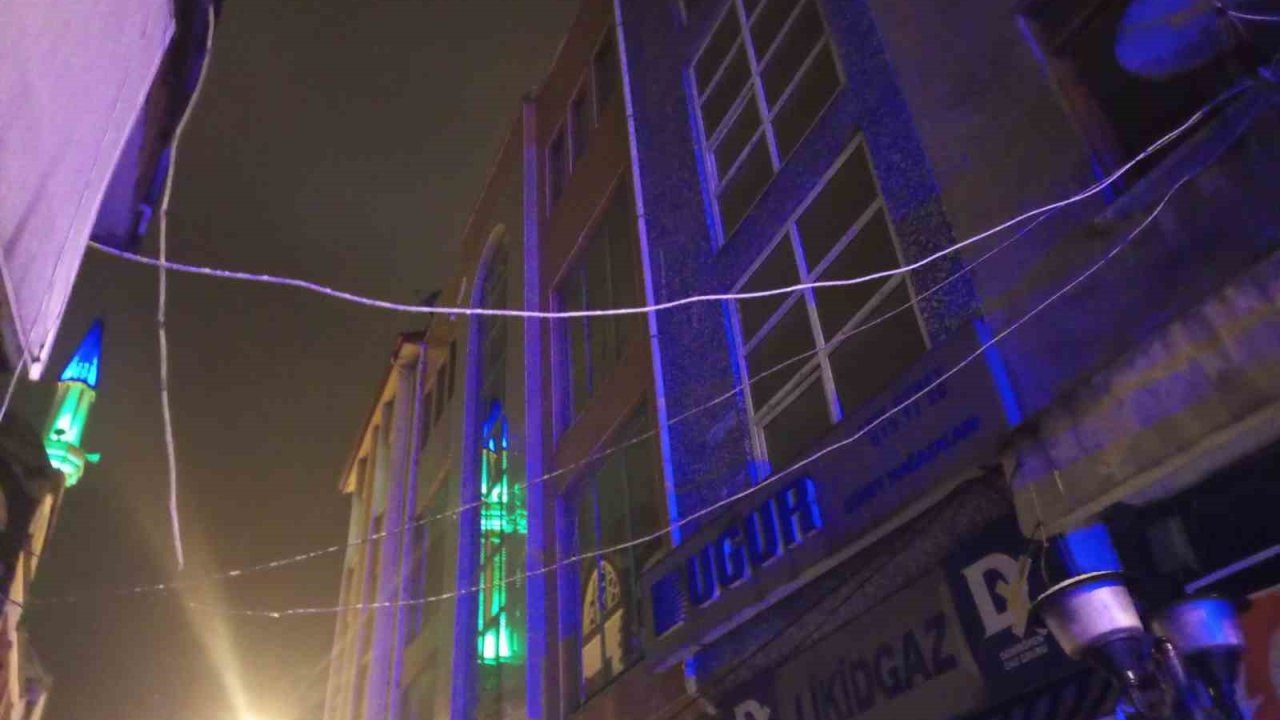 Zonguldak’ta pelet sobası yangın çıkardı