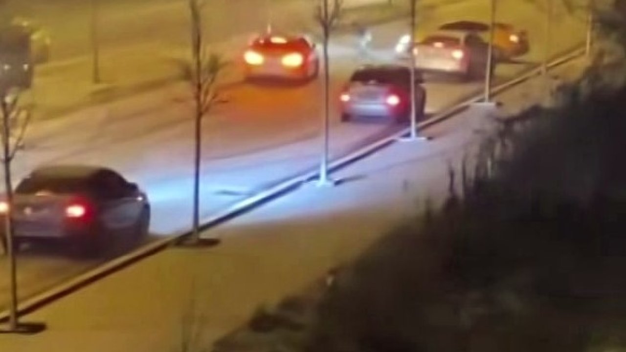 Sakarya’da kar yağışı hayatı felç etti: Kazalar peş peşe geldi, onlarca araç yollarda kaldı