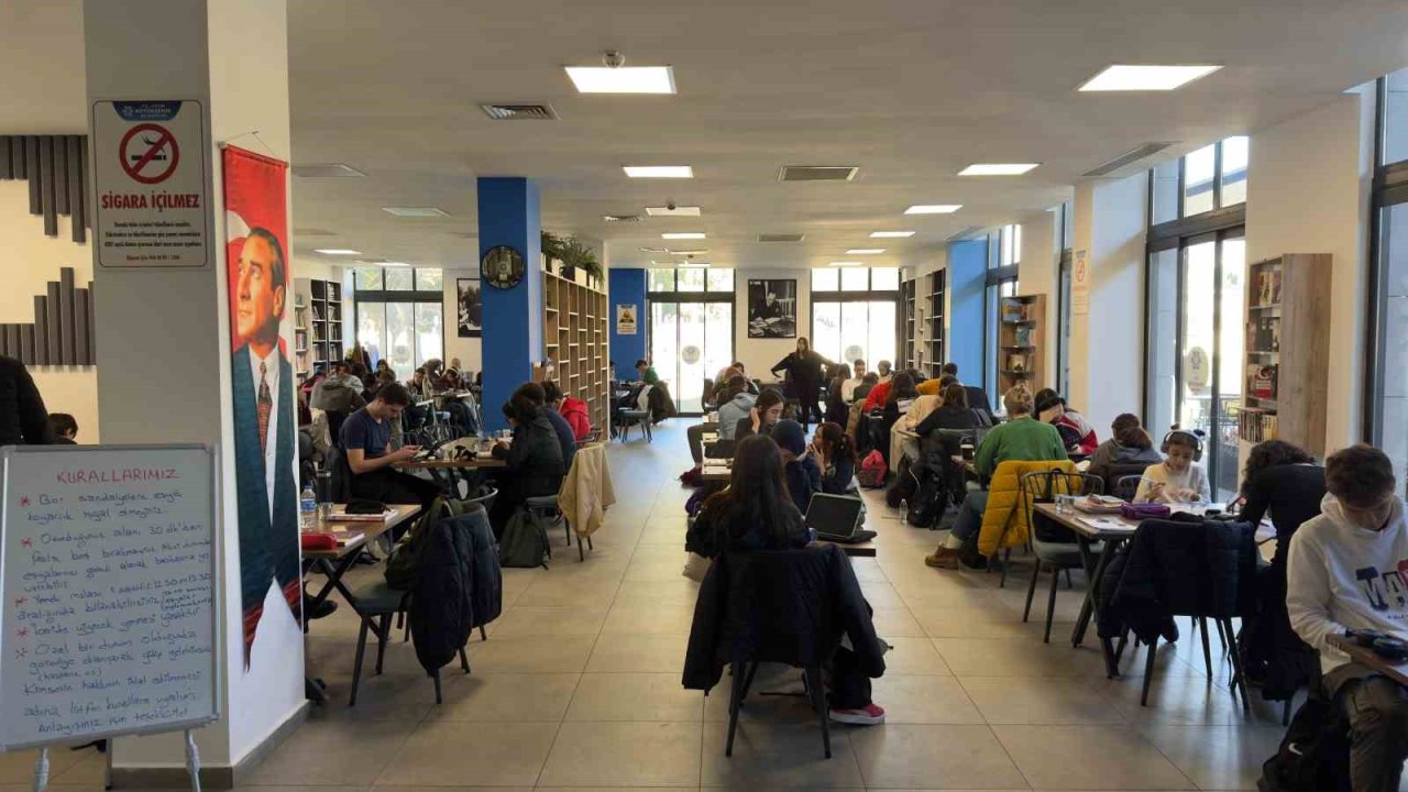 Büyükşehir’in çalışma salonlarına yoğun ilgi