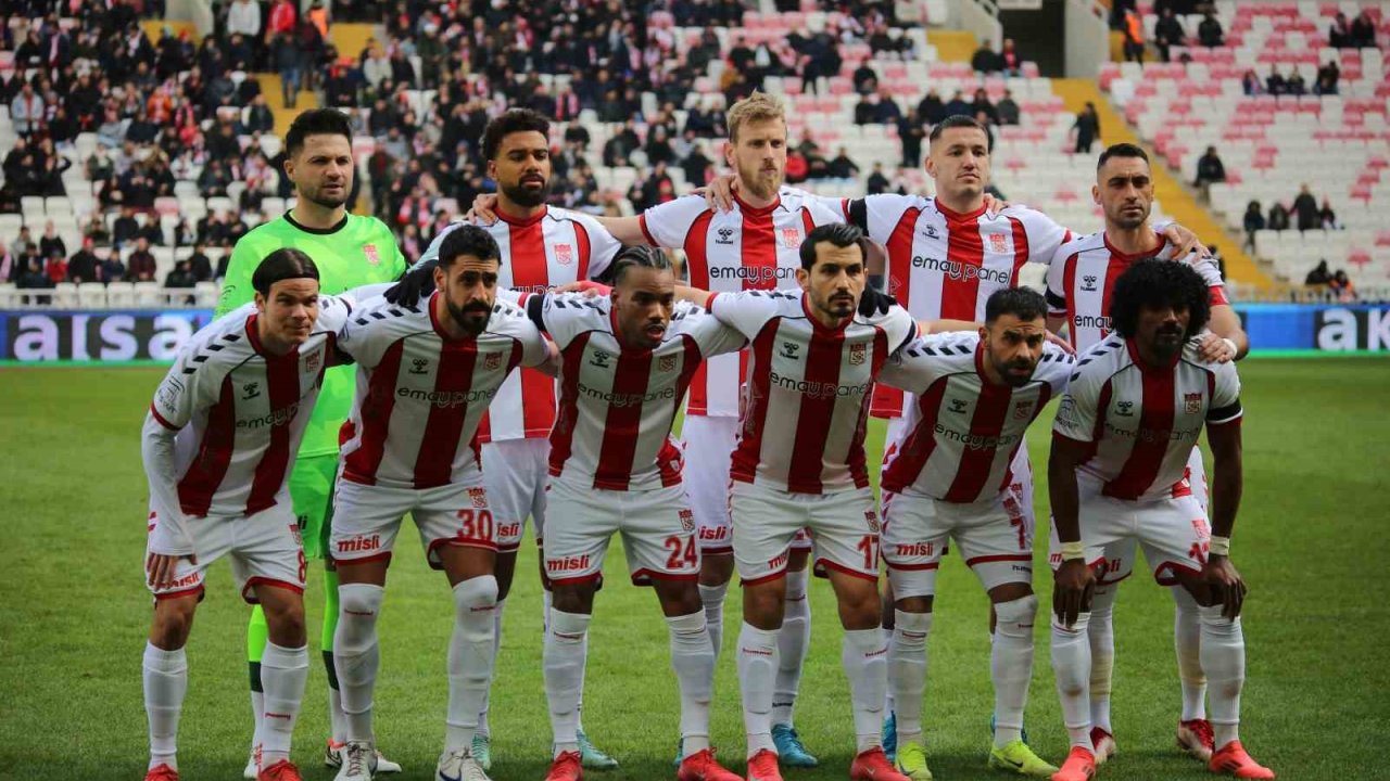 Sivasspor’da zorlu Beşiktaş maçı öncesi 8 eksik