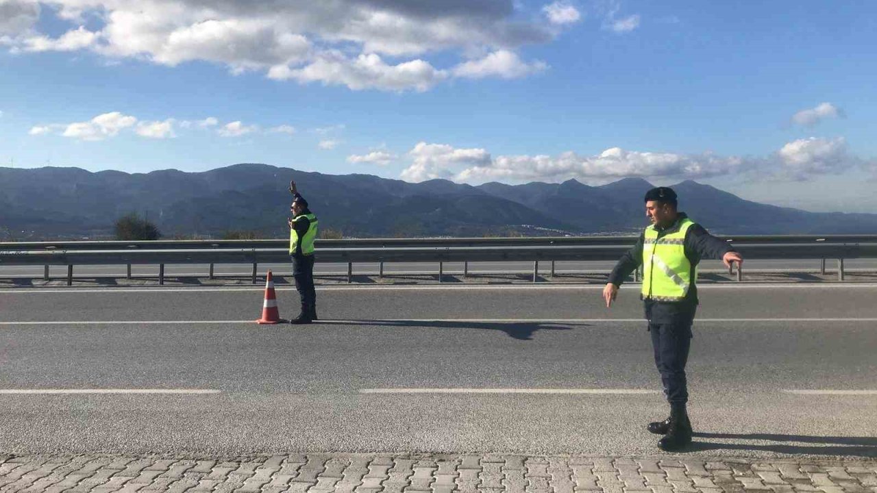 Kuşadası’nda Jandarmadan denetim