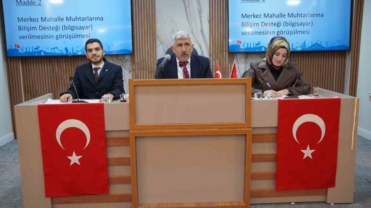 Kahta Belediye Meclisi, deprem ve Filistin konusunda önemli kararlar aldı