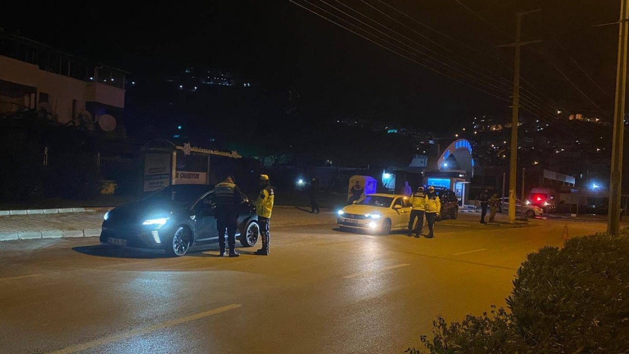 Faturasız silah taşıyan şahsa 11 bin TL ceza