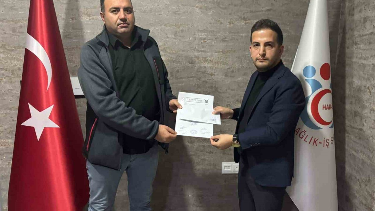 Hak-İş Diyarbakır İl Başkanı Aküzüm’den yangın mağduru üyeye destek