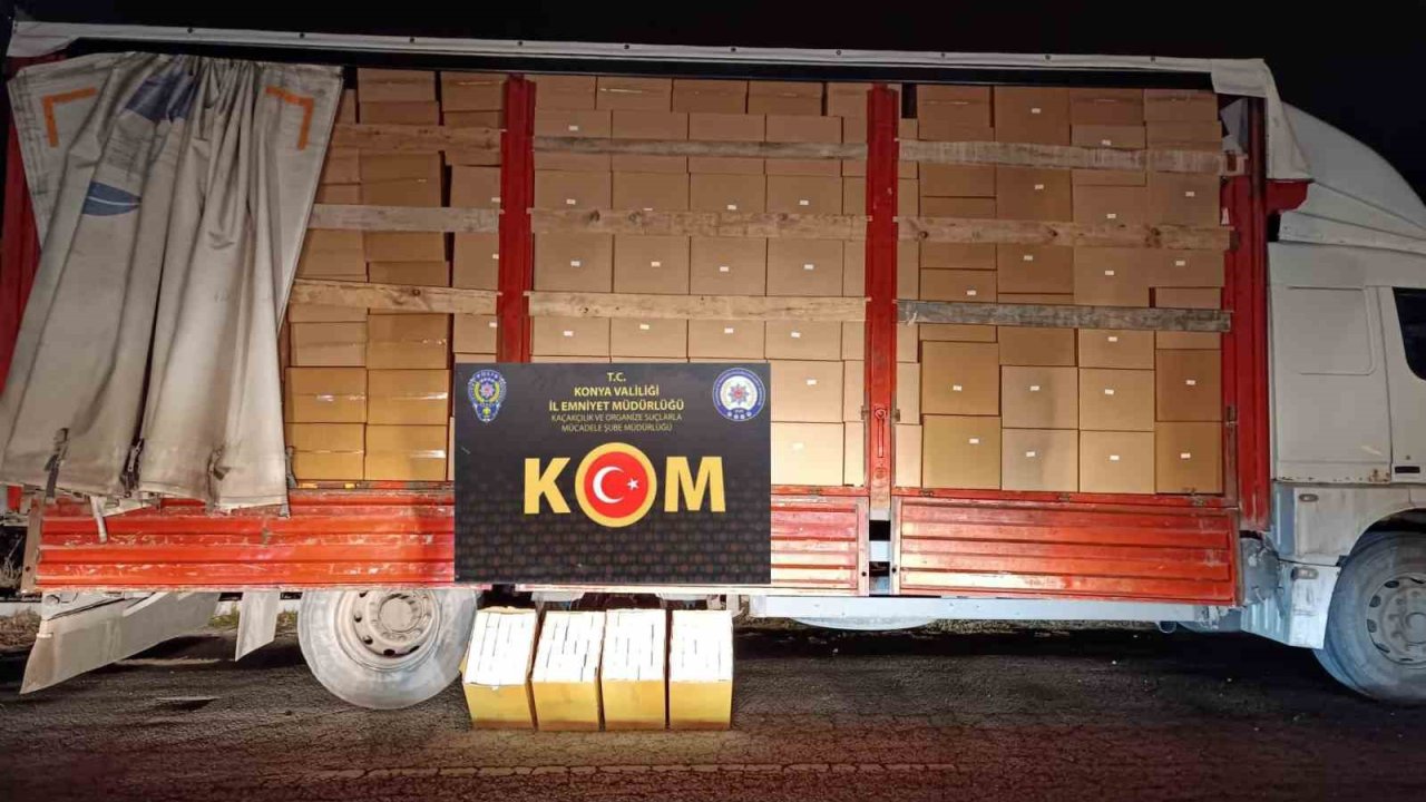 Konya’da 8 milyon 750 bin lira değerinde milyonlarca adet kaçak makaron ele geçirildi