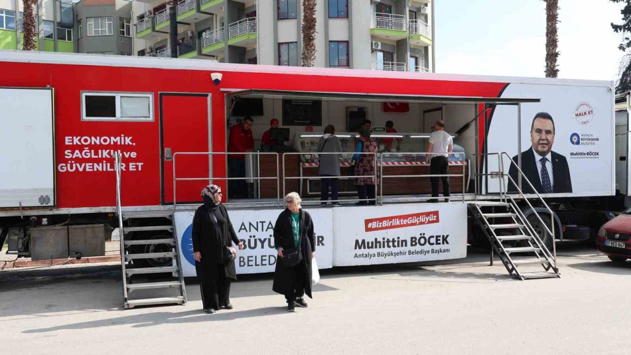 Mobil Halk Et yeni araçlarıyla hizmet ağını genişletiyor