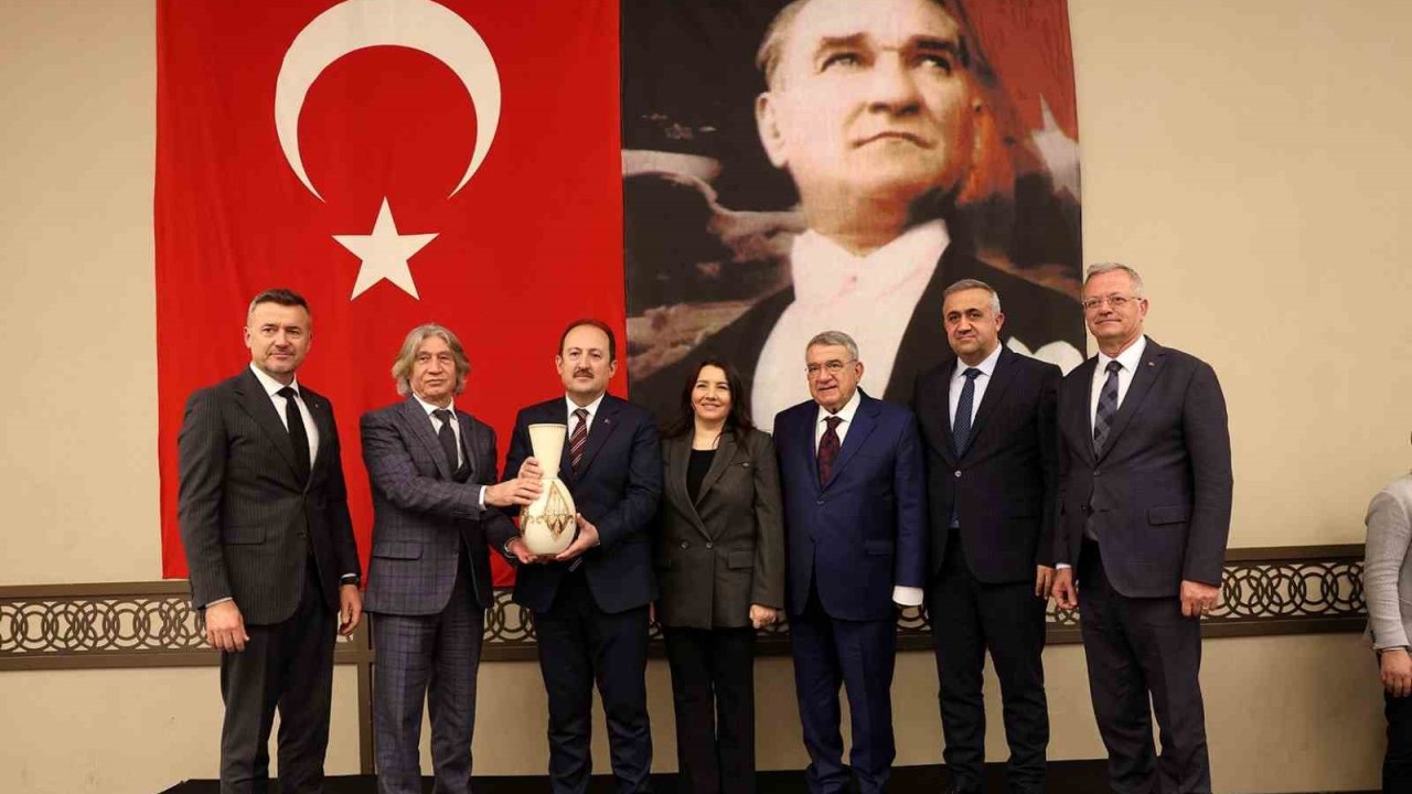 Çakır: "Mersin’e değer katanları Mersinliler asla unutmayacaktır"