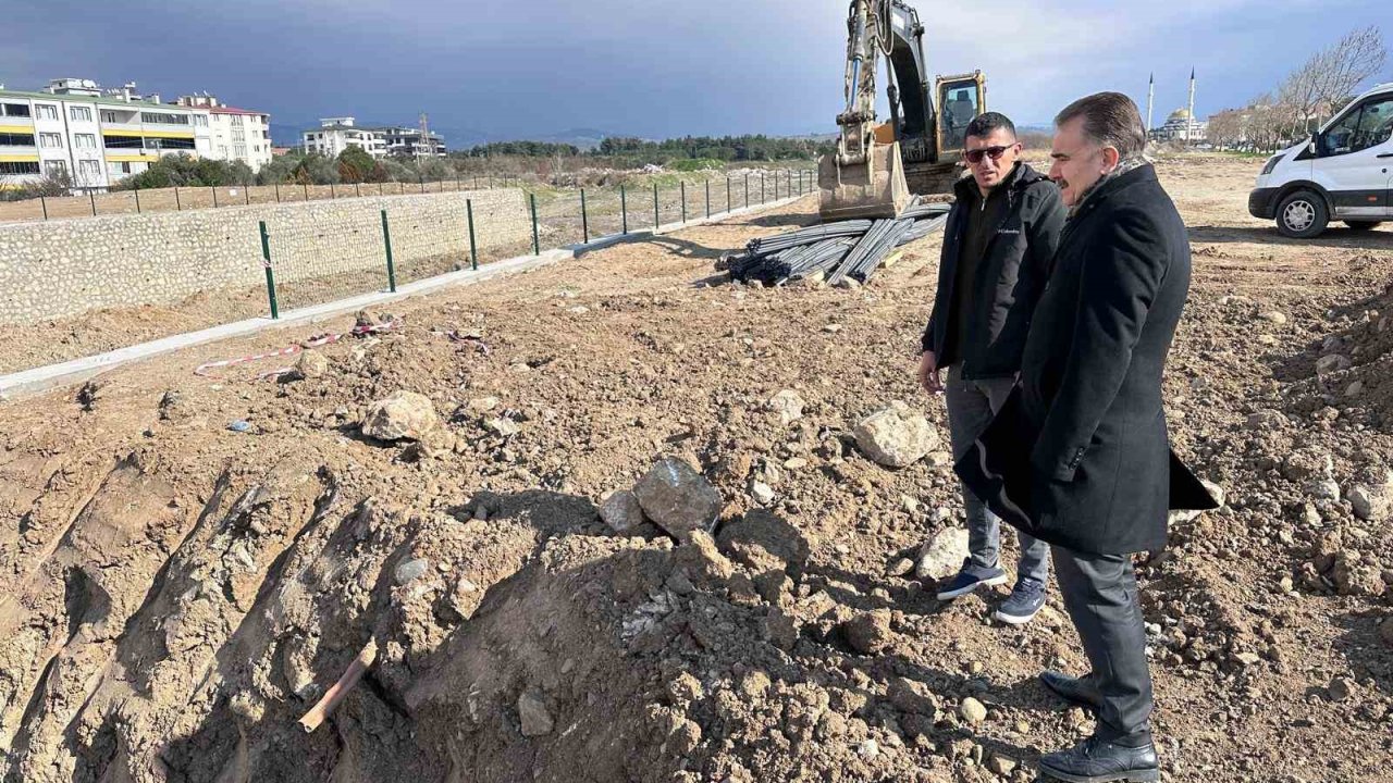 Edremit Çayı Köprüsü’nün inşaatına başlandı