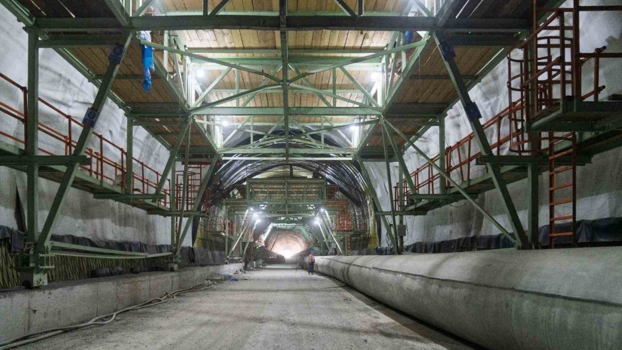 Onat Tüneli’nde ışığa 210 metre kaldı