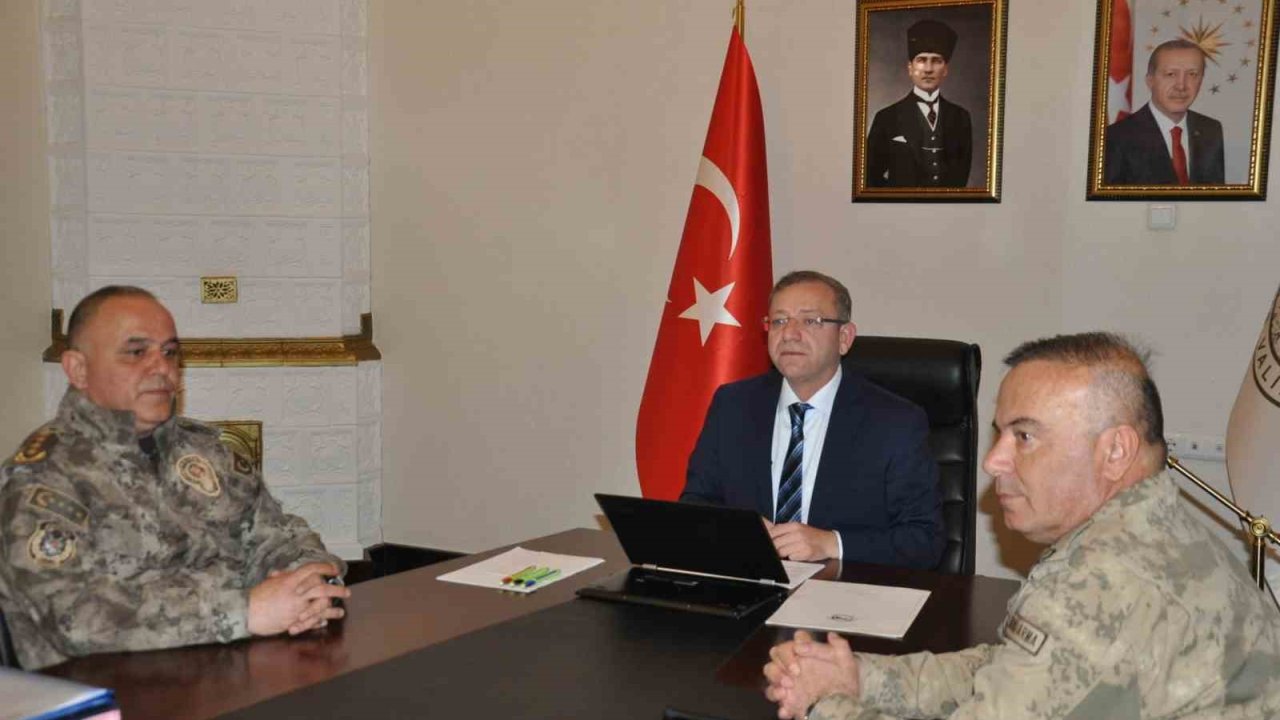 Kars’ta "Asayiş ve güvenlik" toplantısı yapıldı