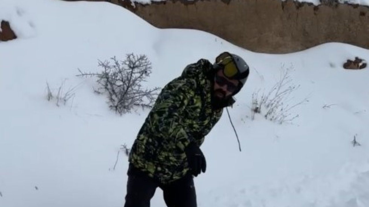 Peribacaları arasında kayak yaptı