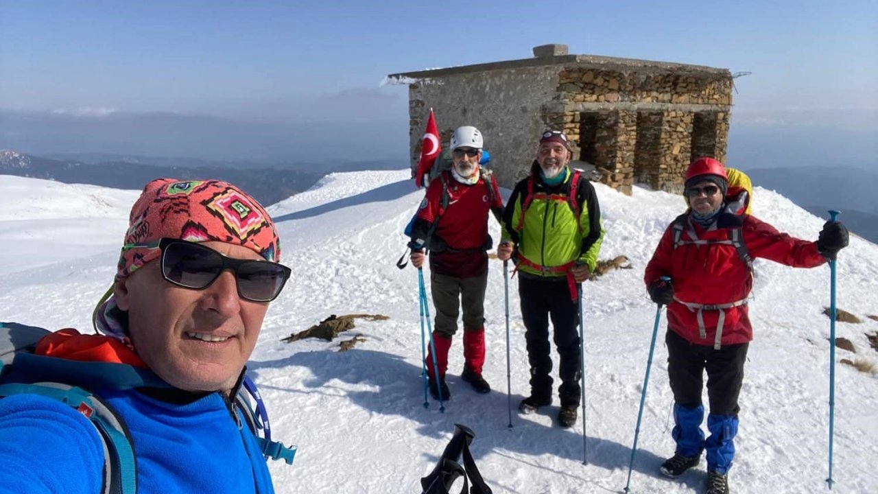 Yatağanlı dağcılar Sandras Dağı’nda zirve yaptı