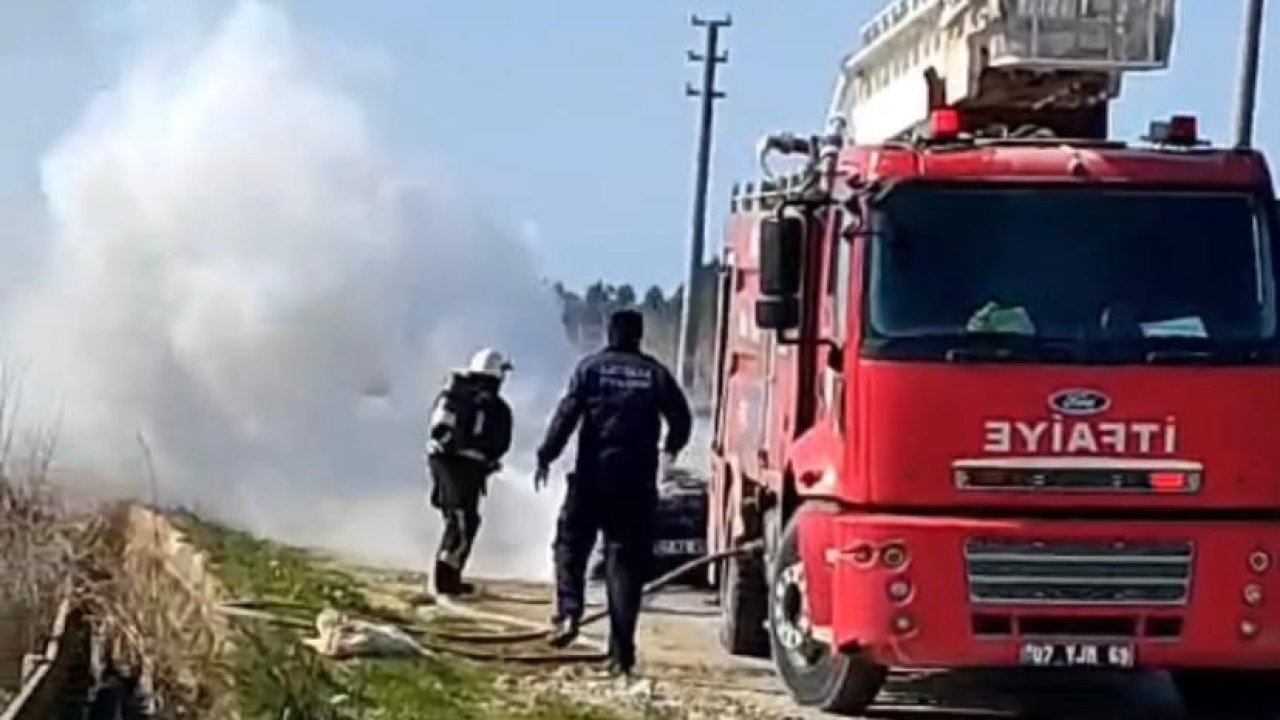 Antalya’da seyir halindeki otomobil alev aldı