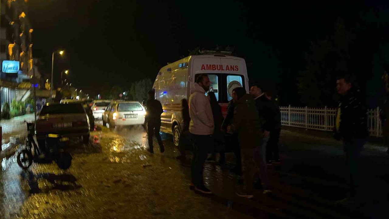 Kastamonu’da motosiklet yayaya çarptı: 2 yaralı