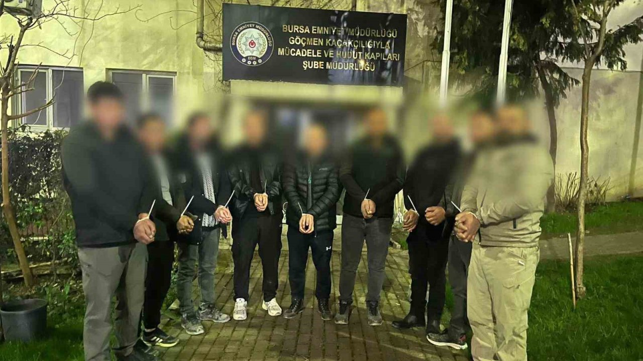 Yabancı uyruklu şahıslara kalacak yer ve iş temin eden 3 kişi yakalandı